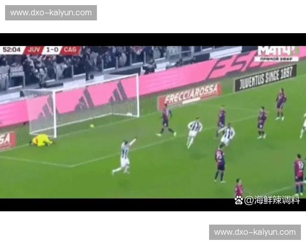 绿茵场上的光影博弈:当巴塞罗那的浪漫遇见尤文图斯的坚韧